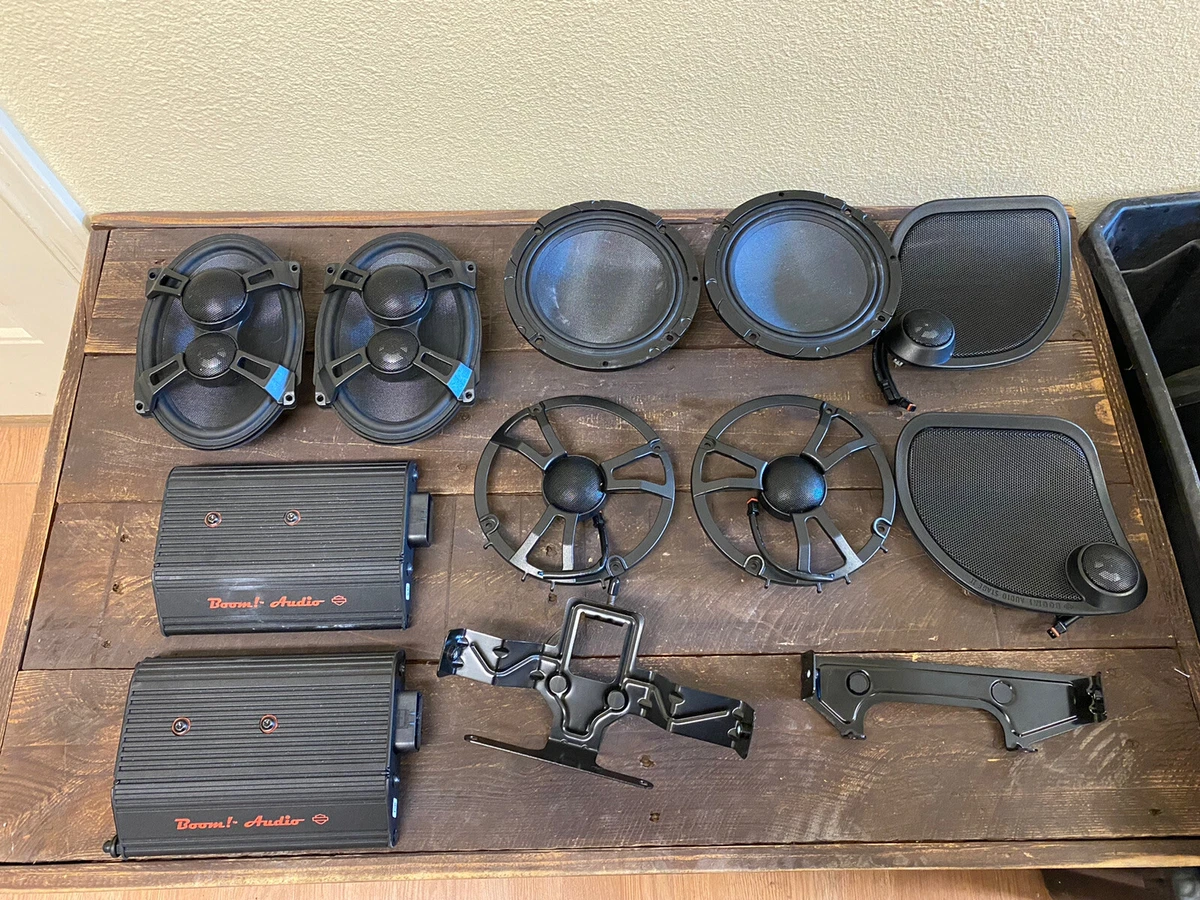 Boom stage outlet 2 saddlebag speakers