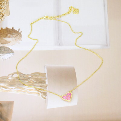 NWOT Kendra Scott Ari Heart Kyocera Opal Rose Pink Necklace Gold