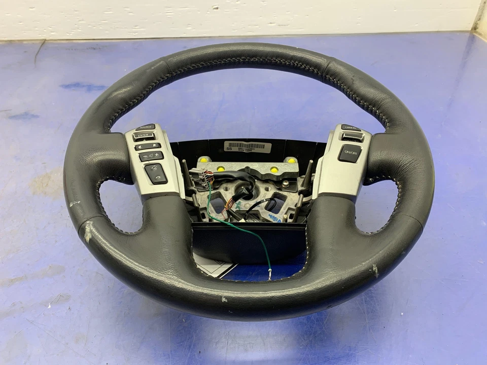 Nissan Titan XD 2016-2018 OEM montaje de volante Pro-4X térmico Foto 2 de 4