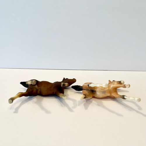 De Colección Breyer Clásico Potros Andaluces Espíritu Kiger Mustang + Castaño Oscuro -PARA CM - Imagen 4 de 10