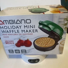 Ambiano Holiday Tree Mini Waffle Maker Non-Stick 4" New Open Box