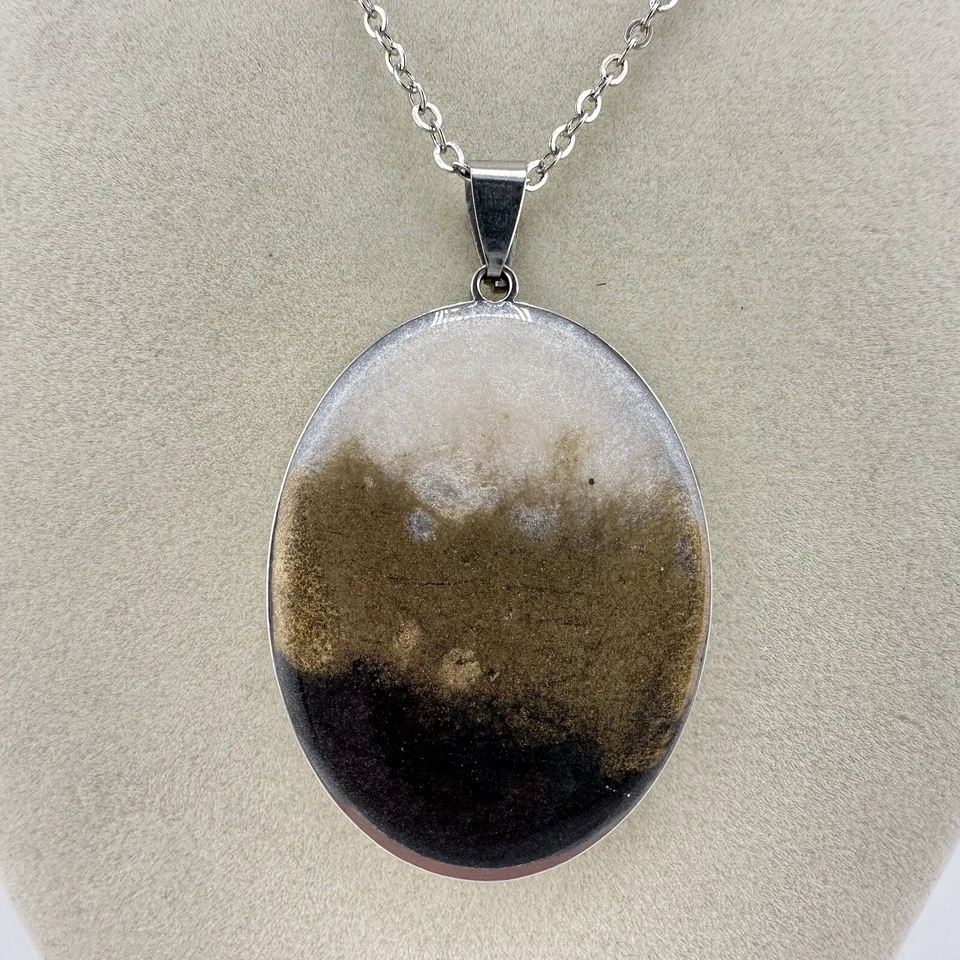 17” Silver Tone Black Gold White Resin Oval Minimalist Pendant Necklace - Image 3 of 4