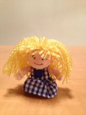 Petite poupée marionnette PUPPETTOS 8,5 x 6,5 cm