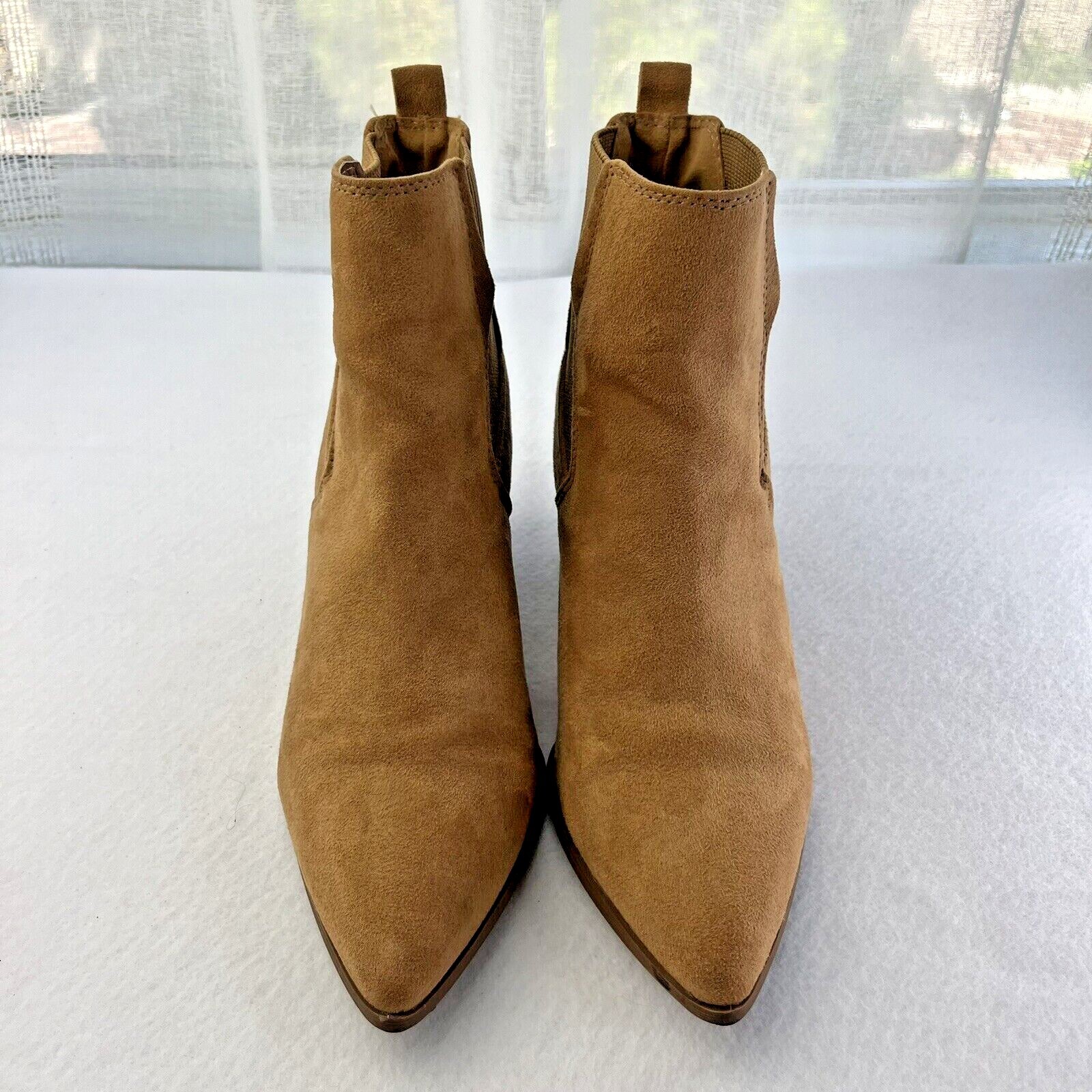 Qupid Boots Womens Size 8.5 Brown Faux Suede Pointed Toe Cuban Heel