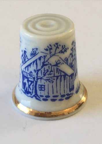 Homestead Scene Thimble Vintage Souvenir Collectible - Picture 1 of 5