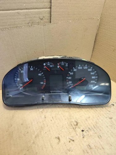 VW PASSAT B5 3B2 Kombiinstrument 3B0919881N 110008794 1.90 Diesel 85kw 34887314