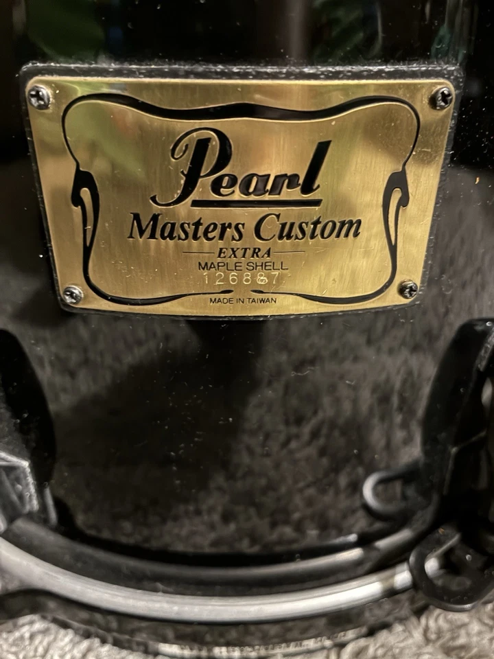 Pearl Masters Custom Extra Maple Black 10x8 - Imagem 2 de 4