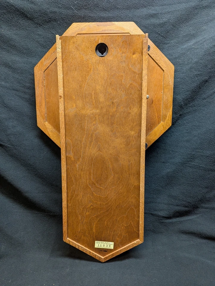 Vintage Sunbeam Regulator Wall Clock 882-1099 Quartz Oak Finish Pendulum Working - Image 2 of 4