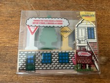 1992 Shining Time Wooden Thomas Train 2 Houses, 2 Trees  2 Signs Version 3 