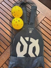 ONIX Recruit Pickleball Paddle Set   2 Paddles  2 Balls  Carry Bag