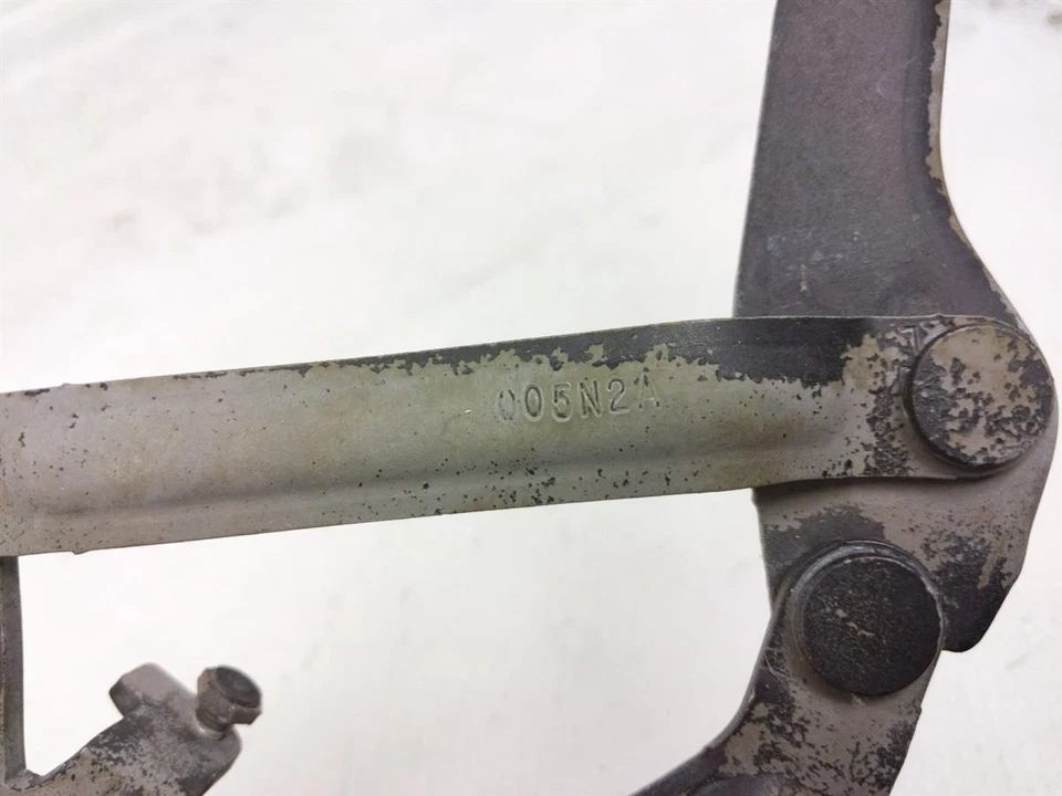 Nissan Titan 2004-2015 capó bisagra 65401-7S000 Foto 4 de 4