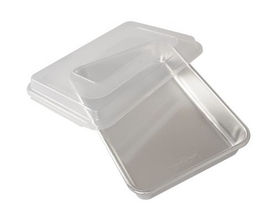 Nordic Ware Natural Aluminum Commercial Cake Pan with Lid, 9 x 13, Silver
