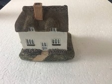 Miniature Collectable Vintage House / Cottage Ornament By ACADEMY Approx 4” VGC