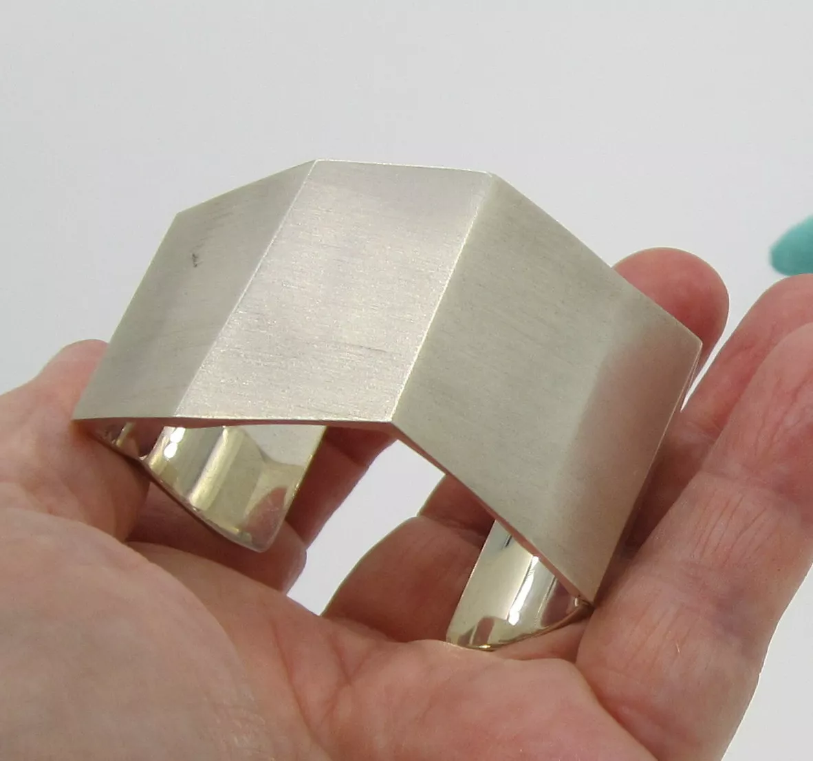 Tiffany frank deals gehry bracelet
