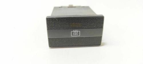 Volkswagen PASSAT B4 1996 Schalter Scheibenheizung 3A0959621G UST45000
