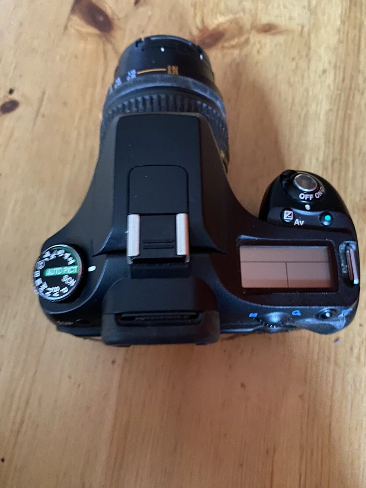 Kit de lentes para cámara réflex digital de lente única Pentax K200D (K200D + Da18-55Ii) Foto 4 de 4