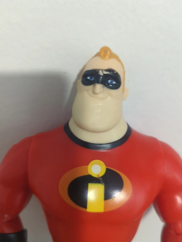 Figura de acción Disney Pixar Los Increíbles Sr. Increíble 8 pulgadas Foto 2 de 3