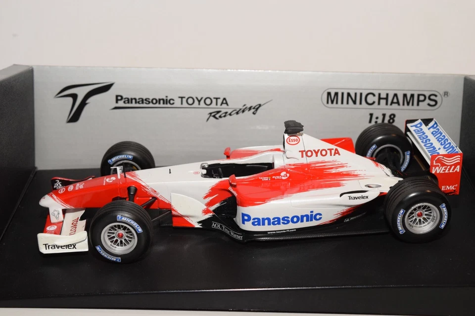 A76 1:18 MINICHAMPS 100 030172 PANASONIC TOYOTA RACING F1 VERSIONE LANCIO 200... - Immagine 3 di 4
