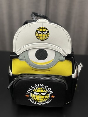 Universal Studios Loungefly Minion Villain-Con Mini Backpack  display picture 1
