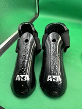 #N65- ATA Taekwondo Martial Arts Sparring Kick Boxing Foot Gear Pads Size SMALL