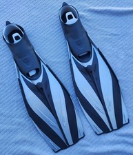 TUSA X-PERT Performance Split Propeller Tech Fin Black Silver Size Med 7 7.5