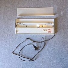 Ultra Lampi Fluorescent Under Cabinet Light F...