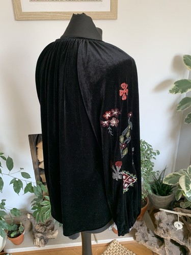 Zara Black Velvet Embroidered Blouse Shirt Top - Small - Bloggers Fav Tunic - Picture 7 of 14
