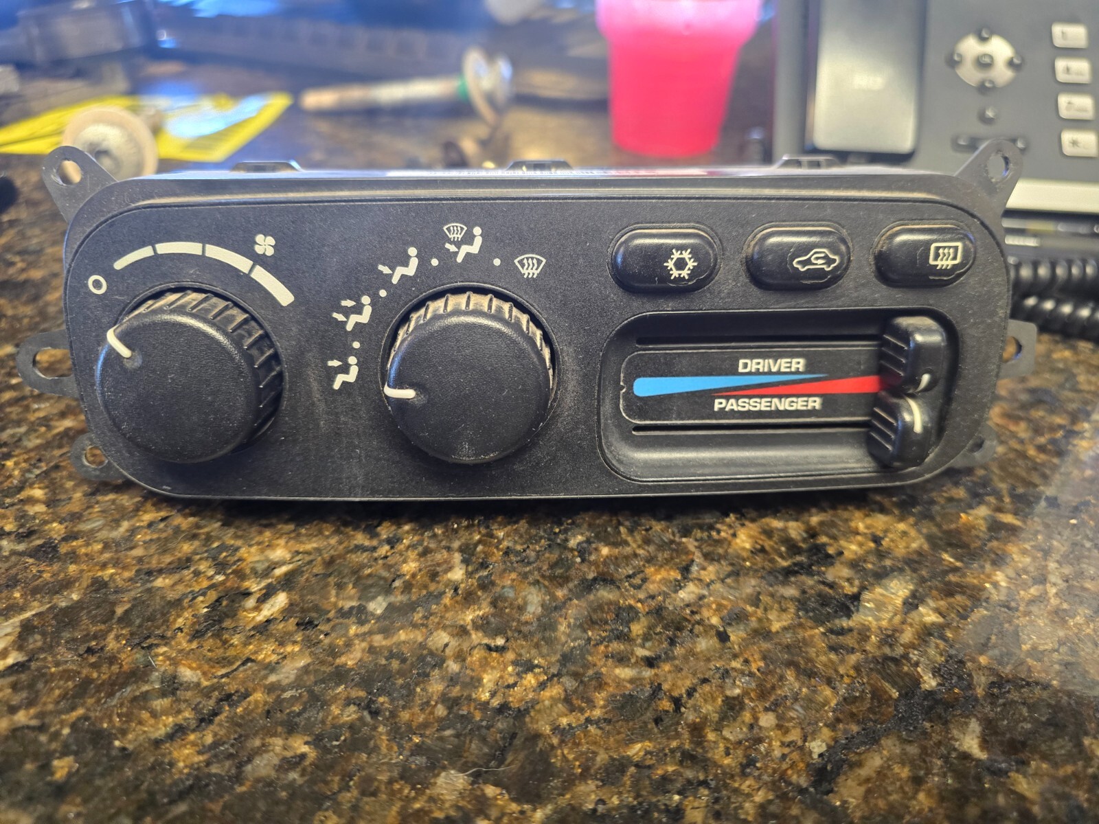 2003-2005 Dodge Ram Dual Zone HVAC Climate Control Unit Used