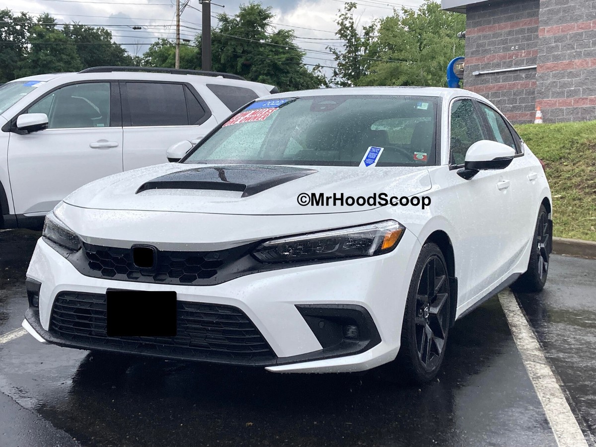 MrHoodScoop HS0010 Painted Dodge Charger SRT8 Hood Scoop With Grille – 2005-2010, Custom Color