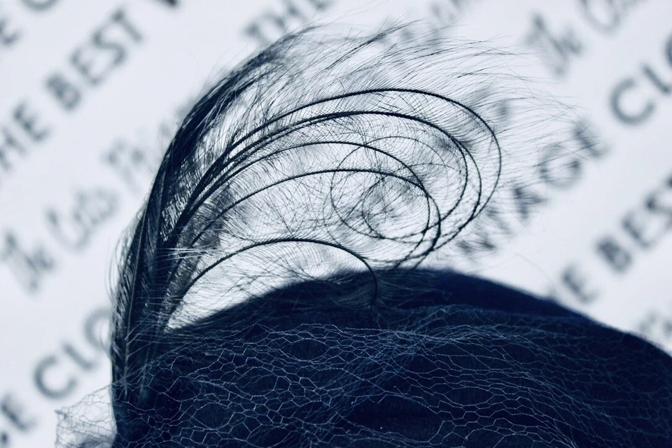 Vtg Womens Navy Blue Wool Hat 1950s O/S Feather Henry Pollack Church Nose Veil - Image 4 of 4