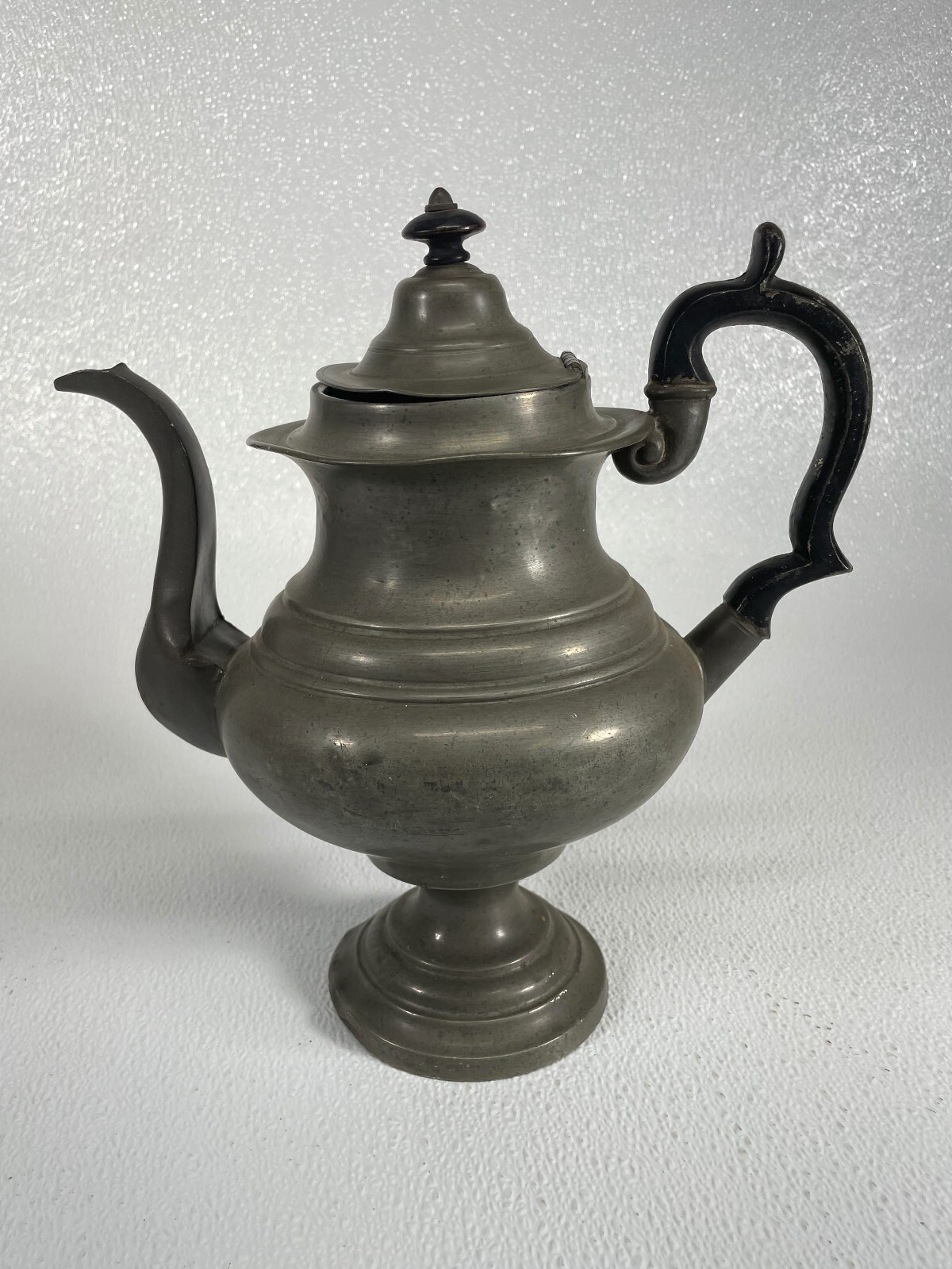 Antique Woodbury Pewterers Colton Early Hollow Pewter Teapot Footed