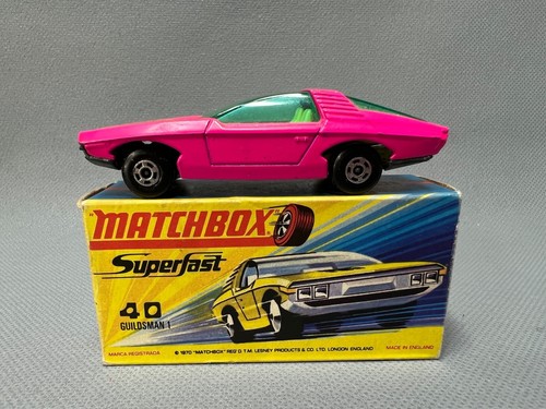 1971 Matchbox England Superfast #40 Vauxhall Guildsman Pink Car Model