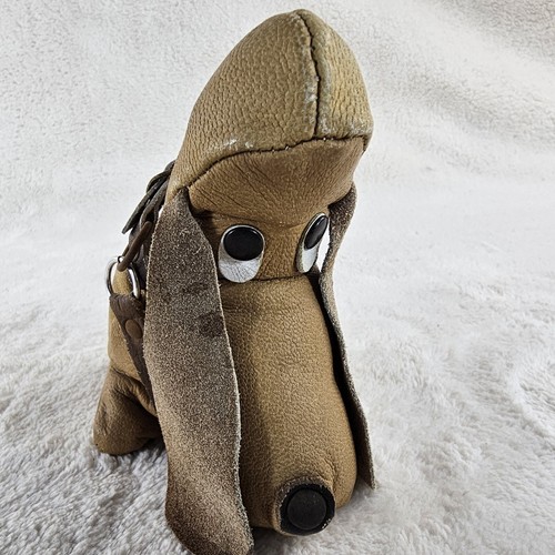Vintage Leather Dog Basset Hound Sad Face Sitting Dog Brown - Picture 5 of 10