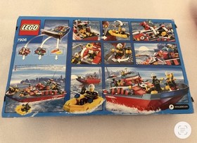 LEGO City: Fire Boat (7906) MOTOR WORKS 100% Complete w/ Box, Manuals, Minifigs