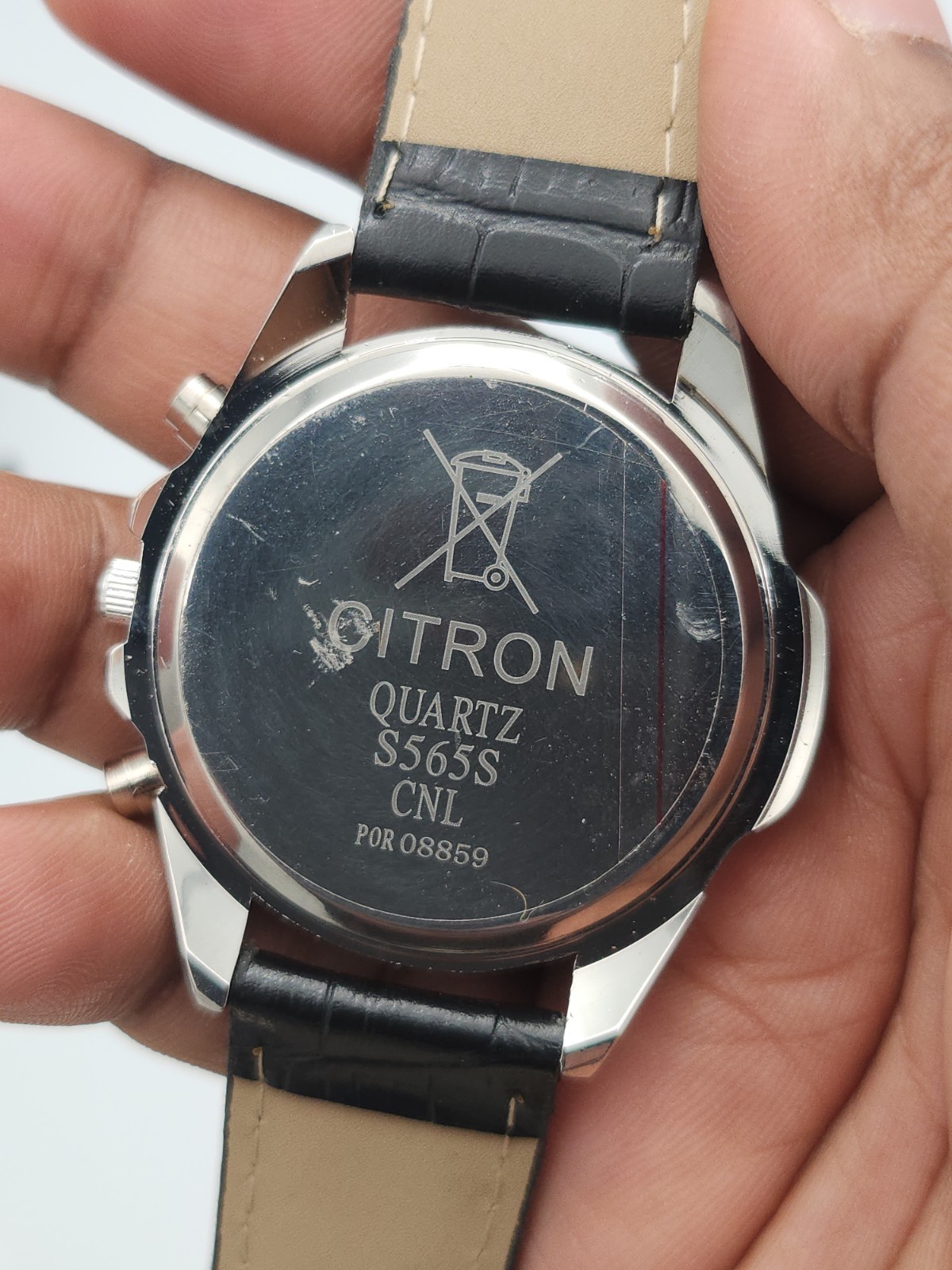 Citronella Quartz Black Dial Black Leather Strap Watch S565S image 3