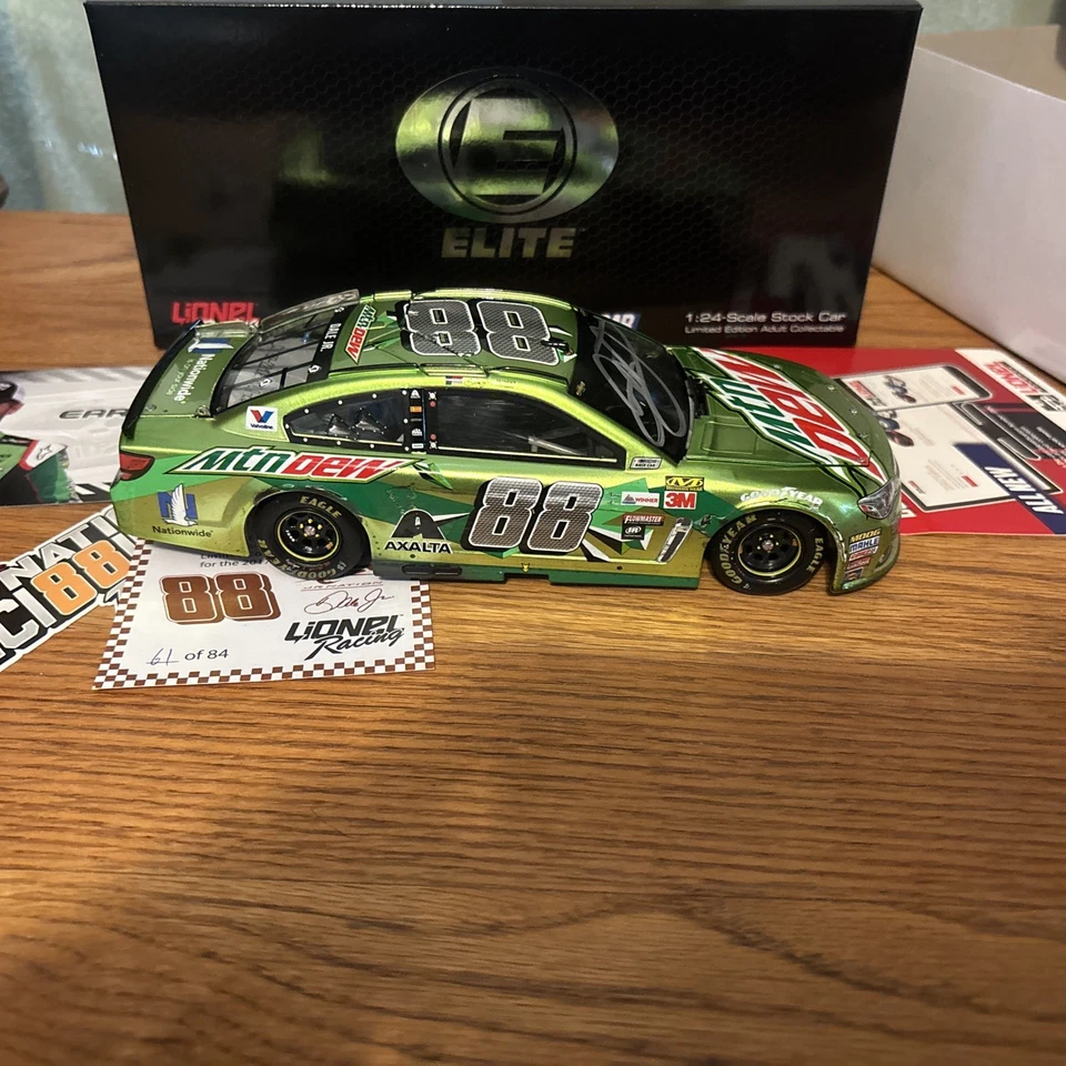 Dale Earnhardt Jr #88 Mountain Dew Talladega Carrera Líquido Color Elite Firmado Foto 4 de 4