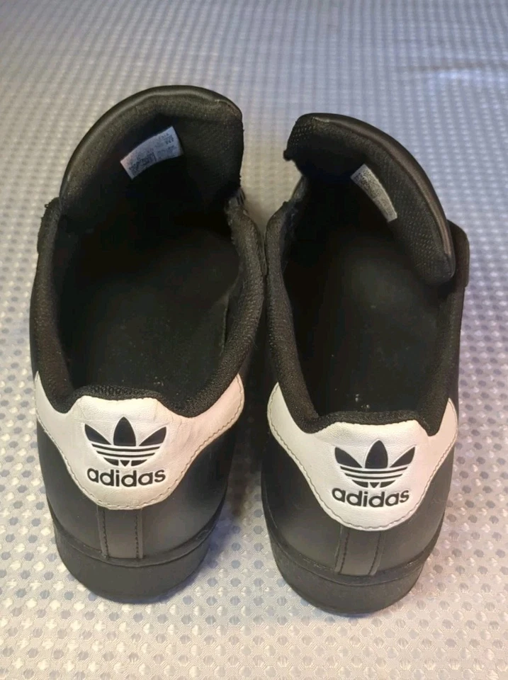 Adidas Superstar Core Black White Men’s Size 7 (No Shoe Laces) - Image 4 of 4