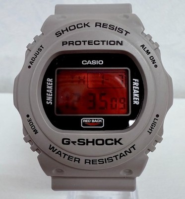 Casio G-Shock DW-5700SF-1 Sneaker Freaker Redback Limited Collab Herrenuhr 3229
