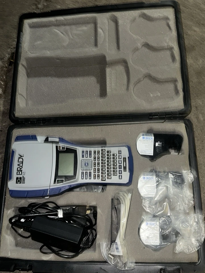 Brady BMP41 Handheld Industrial Label Printer with Hard Case - Image 4 of 4