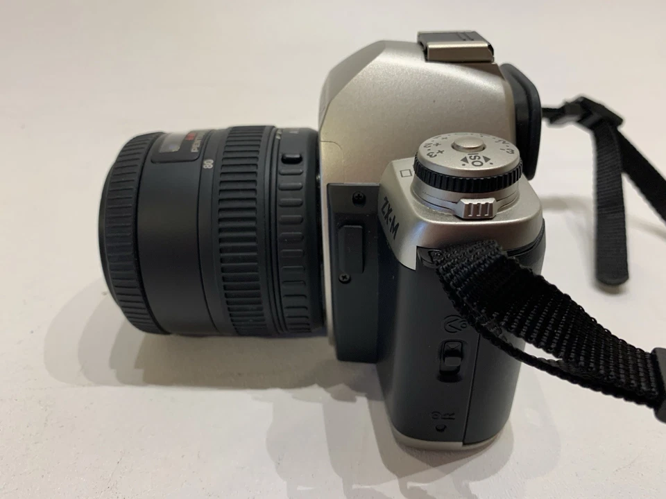 Pentax ZX-M 35mm Film WORKING Camera SMC Pentax-A 35-80mm Lens Neck Strap - Image 4 of 4