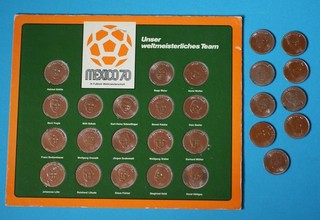Shell Gedenkmünzen Fußball “Mexico 70“ komplett mit Sammelkarte plus 9 Münzen