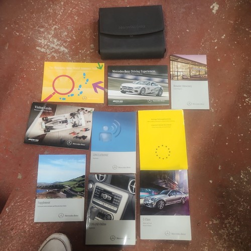 GENUINE MERCEDES-BENZ C-CLASS SALOON W205 2014-2018 OWNERS MANUAL HANDBOOK PACK - Picture 2 of 4