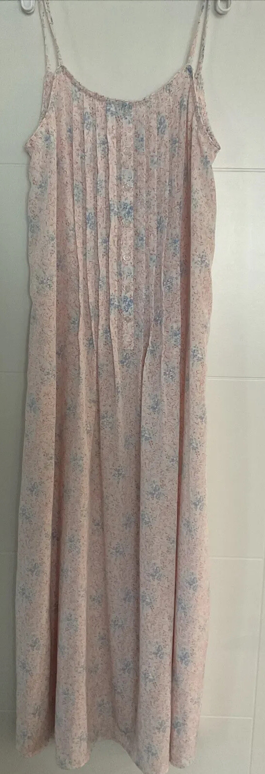 Vintage Eileen West Nightgown & Bathrobe Made In USA … Gem