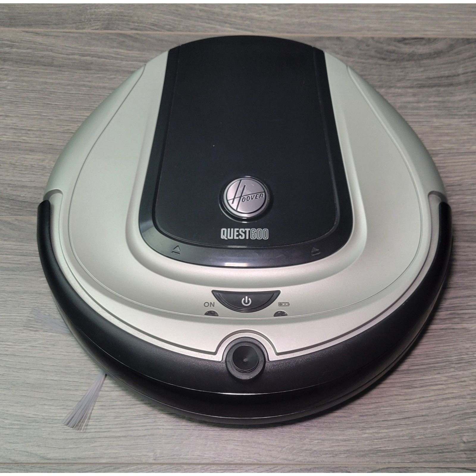 Hoover Quest 600 Robot Vacuum Cleaner