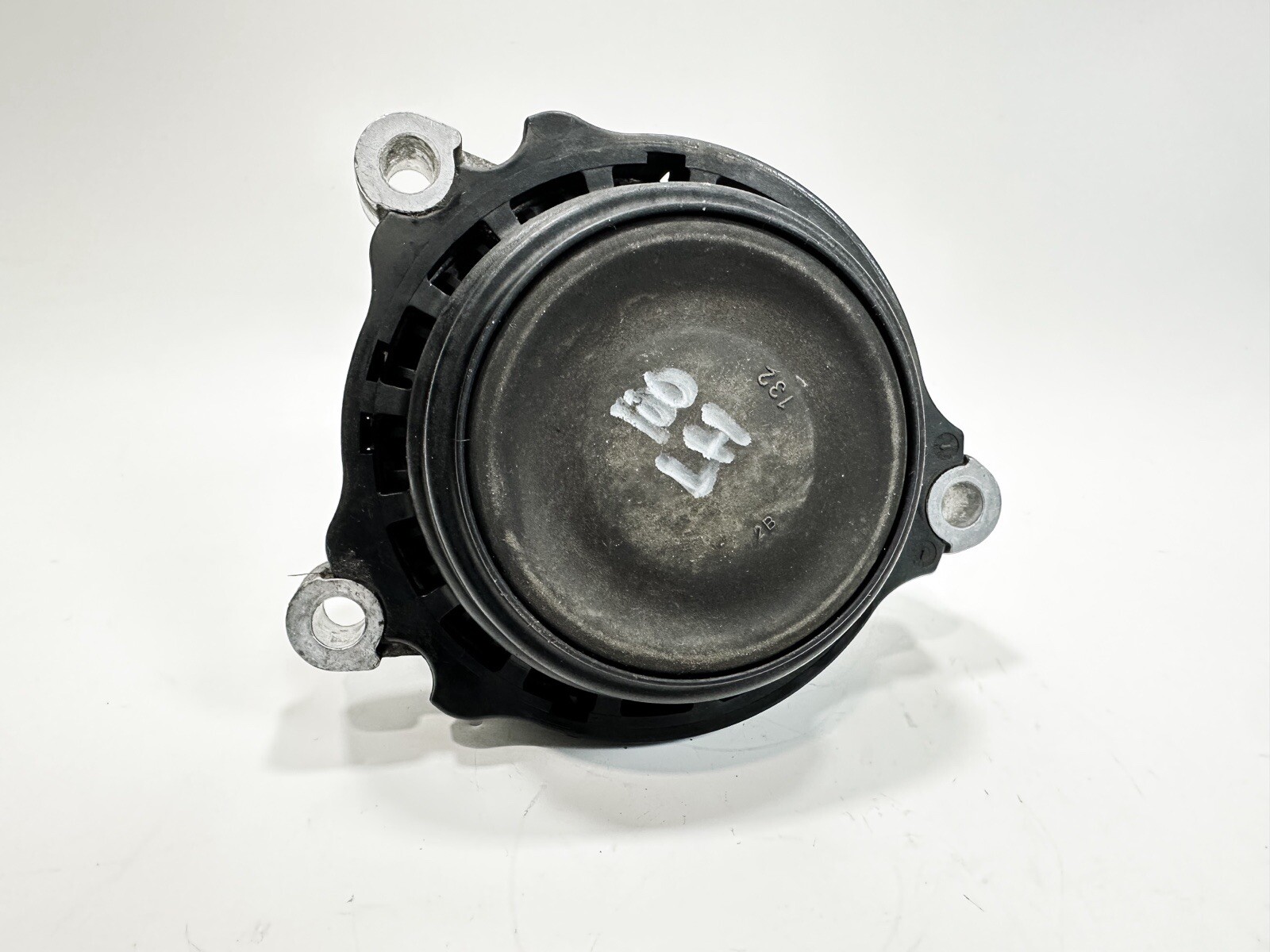 2011-2017 BMW X4 3.0L - LEFT Engine / Motor Mount 6785711 | eBay 