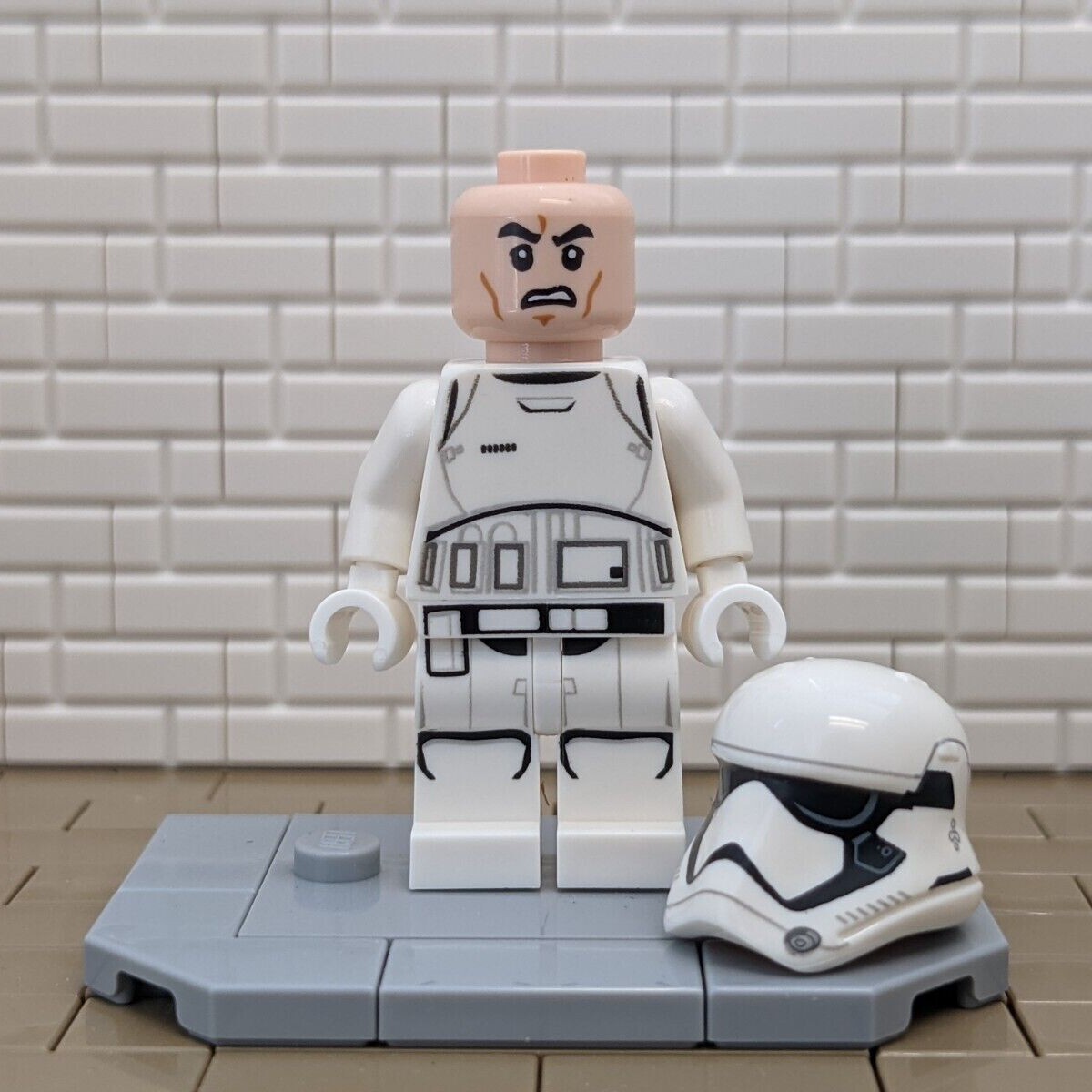 NEW LEGO Star Wars First Order Stormtrooper Minifigure, The