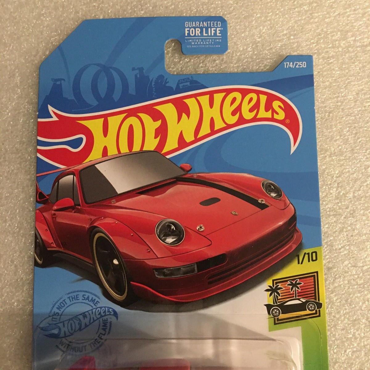 Hot Wheels 2021 Porsche 993 GT2 1:64 Diecast Car Mew On Card B143