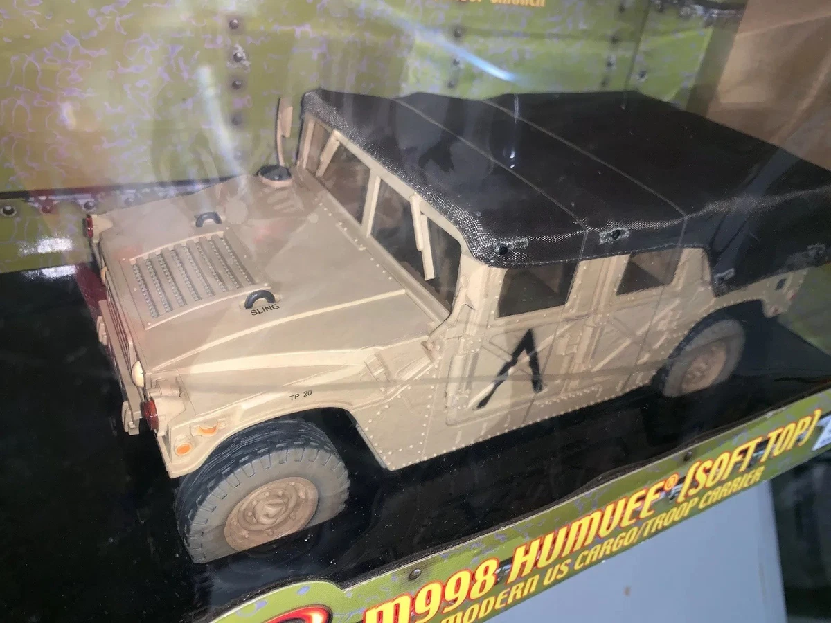 ULTIMATE SOLDIER 1:18 M998 HUMVEE SOFT TOP US CARGO/TROOP CARRIER 21ST CENTURY