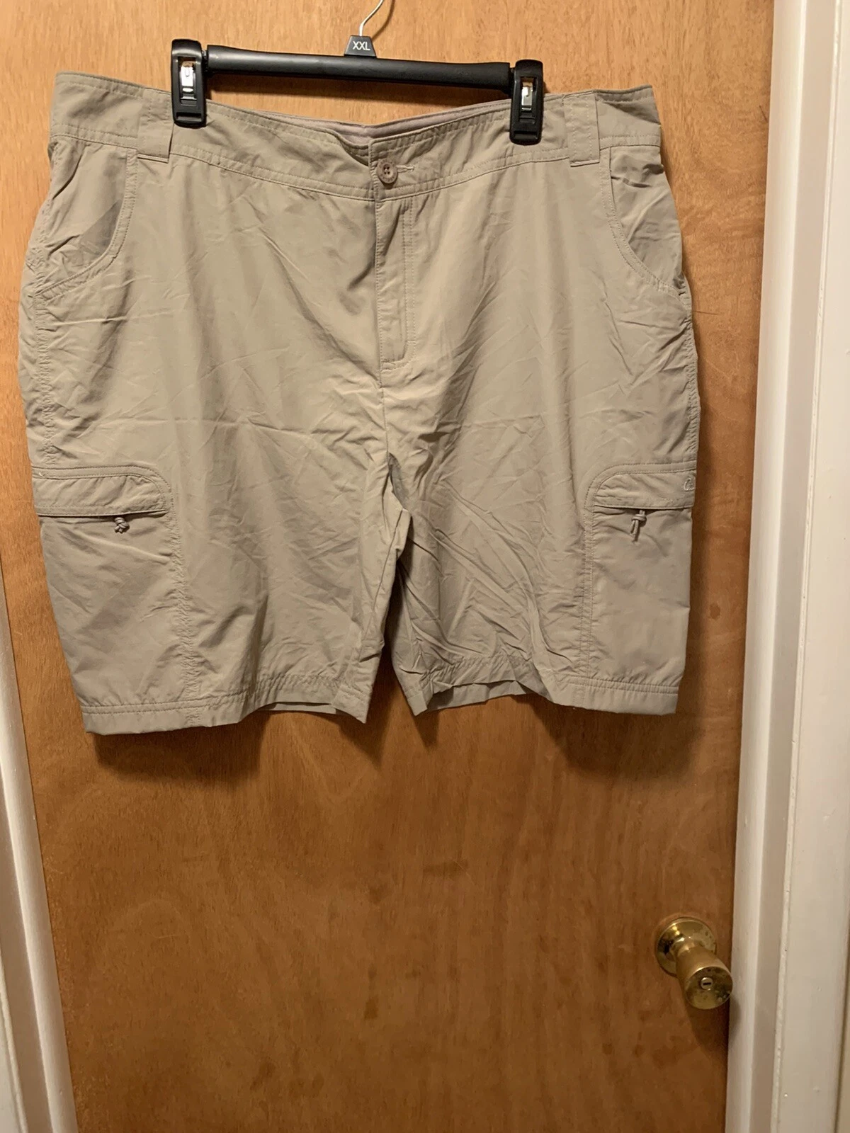 Cabela's Cargo Shorts Men's Size 2XL Reg Flat Front Casual Zipper Pocket