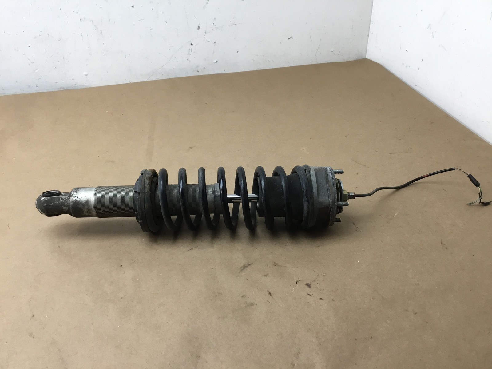 Maserati Coupe GT 2003 Rear Left Driver Strut Shock Absorber 02-06 ;:Y